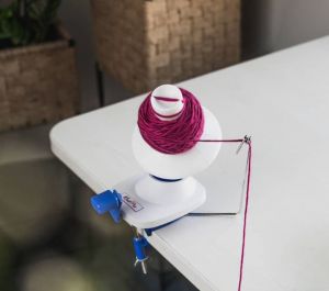 Ruční navíječ příze KnitPro