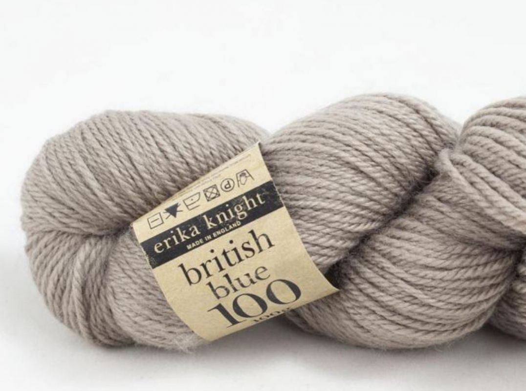 BRITISH BLUE WOOL 100 600 Clarissa Erika Knight