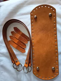 KOMPONENTY NA KABELKY / Sada dno 30x10 cm range