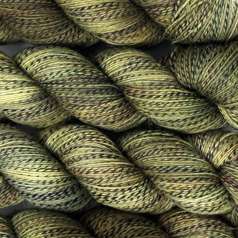 YARNITY ABILA Zebra / Olive YARNITY ABILA Zebra / Olive